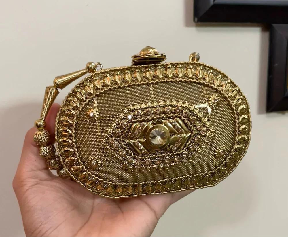 Indian clutch